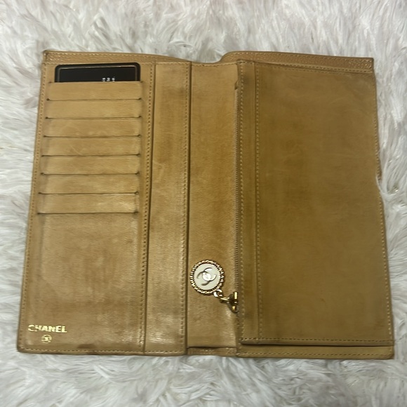 Chanel long wallet - Picture 2 of 8
